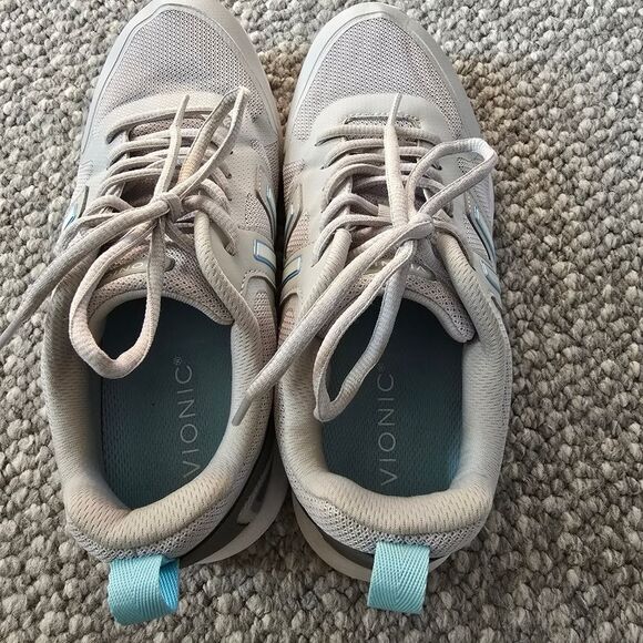 VIONIC miles Sneaker - Picture 4 of 7